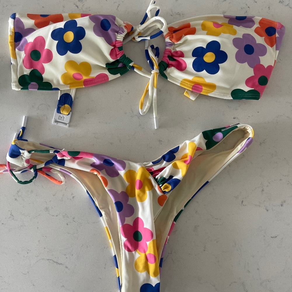 Never worn Blackbough Cheeky bikini